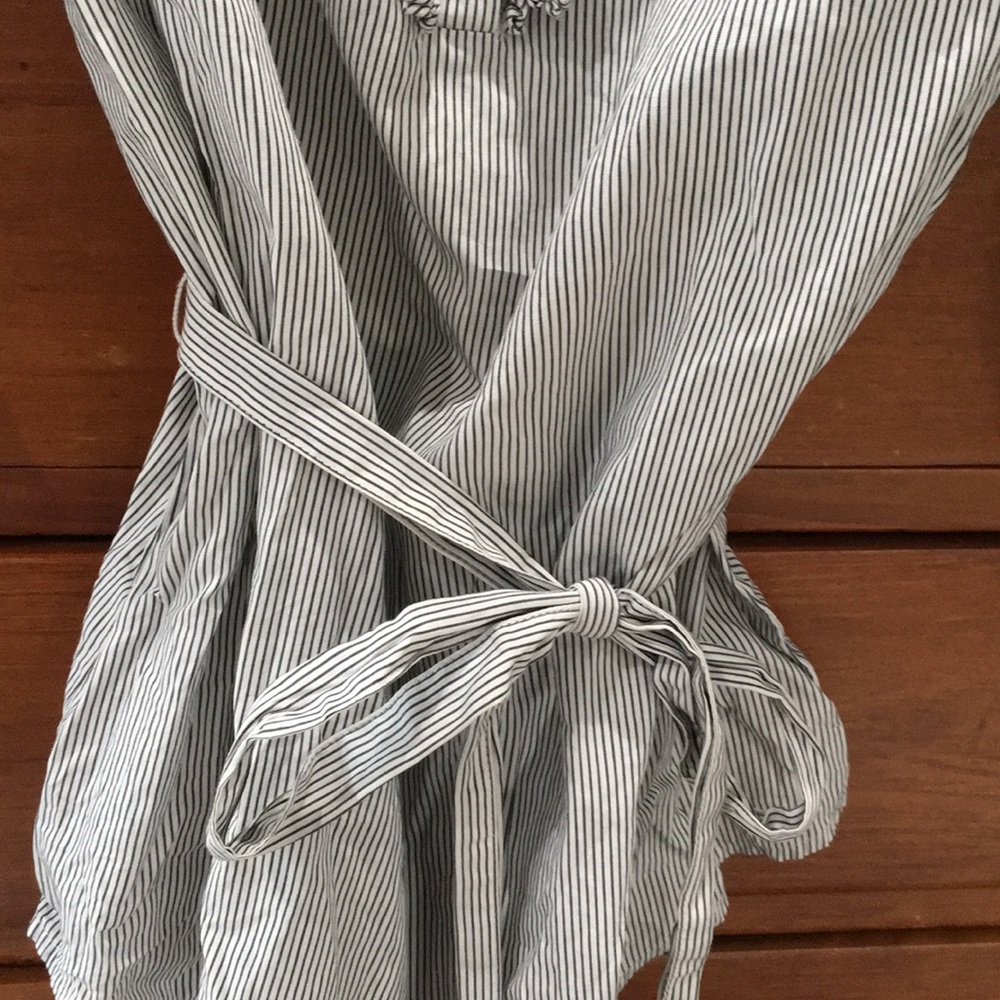 LOFT 3/4 SLEEVE STRIPED TUNIC TOP W/RUFFLE XSP - Picture 4 of 7